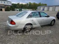 2002 Toyota AVALON фото