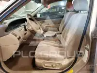 2002 Toyota AVALON photo