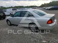2002 Toyota AVALON фото