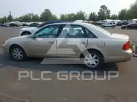 2002 Toyota AVALON фото