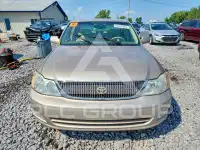2002 Toyota AVALON фото