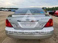 2002 Toyota AVALON фото
