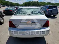 2002 Toyota AVALON photo