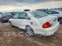 2002 Toyota AVALON photo