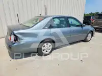 2002 Toyota AVALON photo