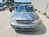 2002 Toyota AVALON photo