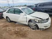 2002 Toyota AVALON photo