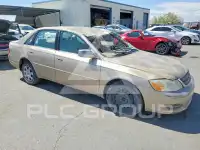 2002 Toyota AVALON photo