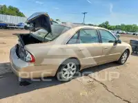 2002 Toyota AVALON фото