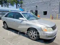 2002 Toyota AVALON фото