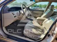2002 Toyota AVALON фото