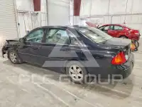 2002 Toyota AVALON фото
