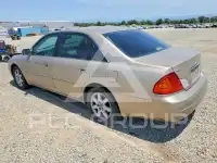2002 Toyota AVALON фото
