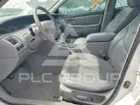 2002 Toyota AVALON фото