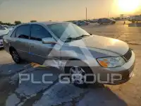 2002 Toyota AVALON photo
