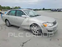 2002 Toyota AVALON photo