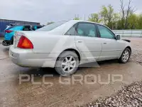 2002 Toyota AVALON фото