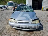 2002 Ford ESCORT фото