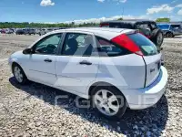 2002 Ford FOCUS photo