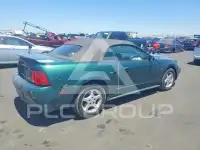 2002 Ford MUSTANG фото