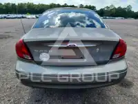 2002 Ford TAURUS photo