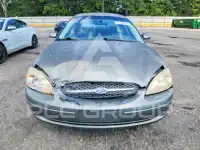 2002 Ford TAURUS photo