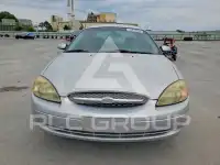 2002 Ford TAURUS фото