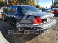 2002 Ford CROWN photo