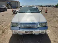 2002 Ford CROWN фото