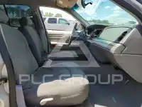 2002 Ford CROWN photo