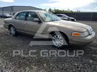 2002 Ford CROWN фото