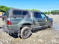 2002 Ford EXPLORER photo