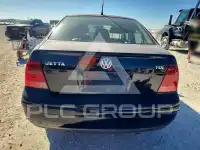 2002 Volkswagen Jetta photo
