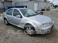 2002 Volkswagen Jetta photo