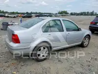 2002 Volkswagen Jetta photo