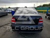 2002 Volkswagen Jetta photo