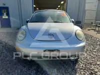2002 Volkswagen BEETLE photo