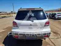 2003 Mitsubishi OUTLANDER фото