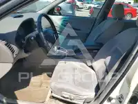 2003 Nissan MAXIMA photo