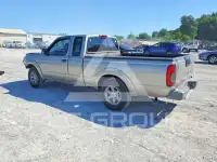 2003 Nissan FRONTIER photo