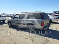 2003 Chevrolet Suburan photo