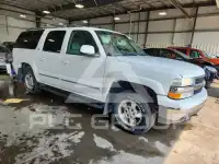 2003 Chevrolet Suburan photo