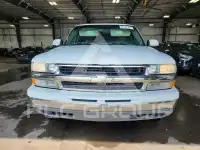2003 Chevrolet Suburan photo