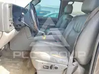 2003 Chevrolet Suburan фото