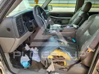 2003 Chevrolet Suburan фото