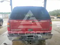 2003 Chevrolet Suburan фото