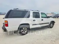 2003 Chevrolet Suburan photo