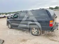 2003 Chevrolet Suburan photo