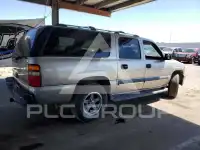 2003 Chevrolet Suburan photo