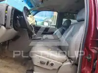 2003 Chevrolet Suburan фото